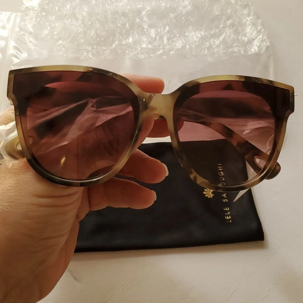 Lele Sadoughi Sunglasses NWT'S